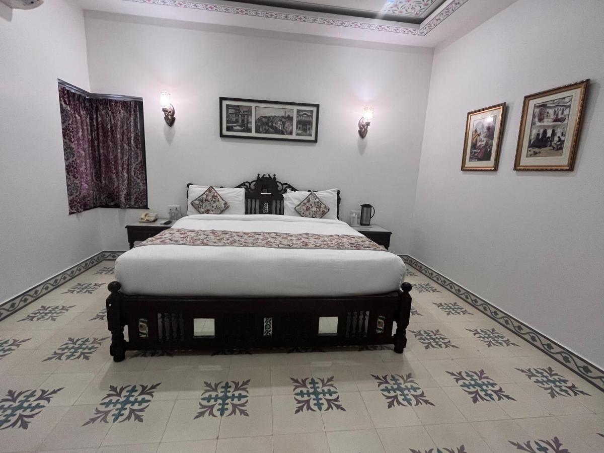 Ratnawali - A Vegetarian Heritage Hotel 斋浦尔 外观 照片