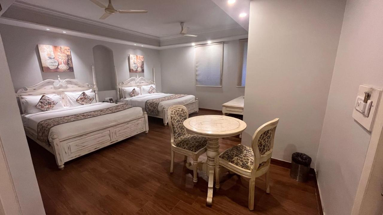 Ratnawali - A Vegetarian Heritage Hotel 斋浦尔 外观 照片