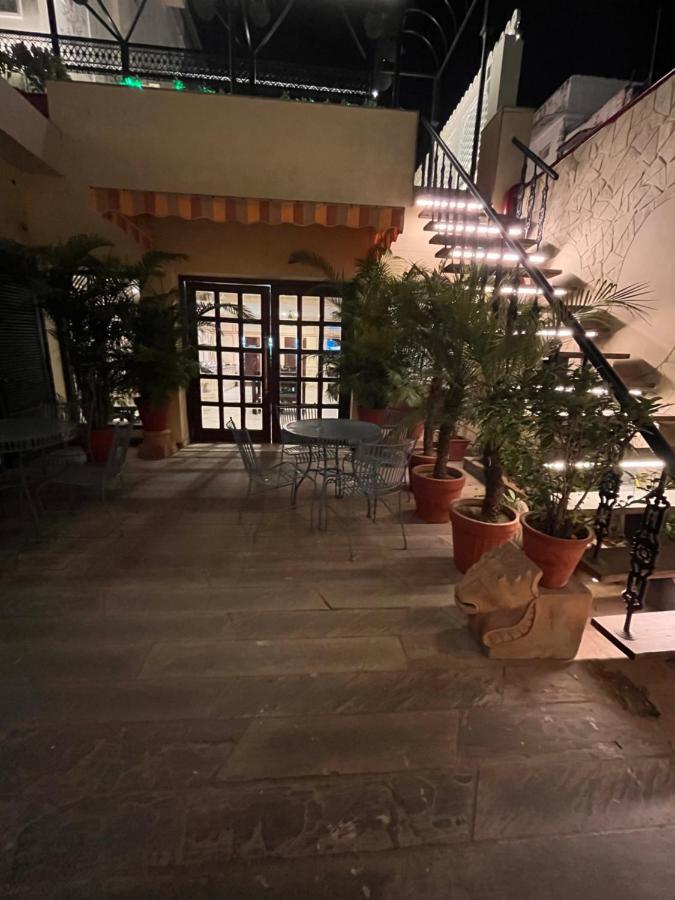 Ratnawali - A Vegetarian Heritage Hotel 斋浦尔 外观 照片